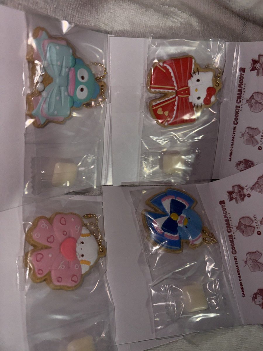 M0O118's tweet photo. サンリオキャラクターズ クッキーチャームコット 交換

譲 キティ ハンギョドン こぎみゅん タキシードサム
求 ピアノ > シナモン > 定価（+送料）

都内近郊またはピューロ手渡し、郵送

心当たりございましたらお声がけ下さい https://t.co/6NlC89t3DY