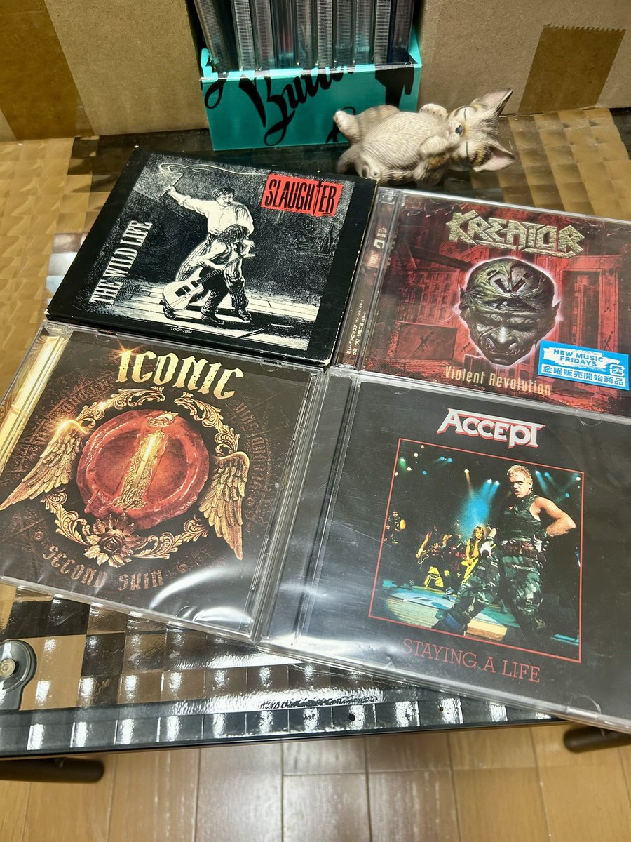 DreamCh24621504's tweet photo. Hi, guys.
I listened to these CDs on July 4th, 2026.
The Wild Life / Slaughter🇺🇸
#MarkSlaughter
Violent Revolution / Kreator🇩🇪
#ChristianGiesler
Second Skin / Iconic
#MichaelSweet
Staying a Life / Accept🇩🇪
#JörgFischer
Oh, it's already this time?
Good night, friends.ヽ(・∀・) https://t.co/V0KxELSnfR