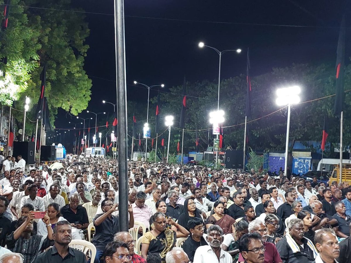 drtharun's tweet photo. சேலம் மாவட்ட திராவிட கழகம் சார்பில் ஆசிரியர் ஐயா திரு.வீரமணி அவர்களின் தலைமையில் முன்னாள் அமைச்சர் சேலம் மத்திய மாவட்ட கழக செயலாளர் அண்ணன் 
திரு.இராஜேந்திரன் அவர்களின் முன்னிலையில் நடைபெற்ற திராவிடர் கழகப் பொதுக்குழு தீர்மான விளக்கப் பொதுக் கூட்டத்தில் அழைப்பினை ஏற்று கலந்து கொண்டு சிறப்பித்த தருணம். நிகழ்வில் திராவிட கழக நிர்வாகிகள் மற்றும் தோழர்கள் திரளாக கலந்து கொண்டனர்.
@mkstalin @Udhaystalin
@TRBRajaa @Anbil_Mahesh @arivalayam @DMKITwing @dmk_youthwing @DMKSalem_