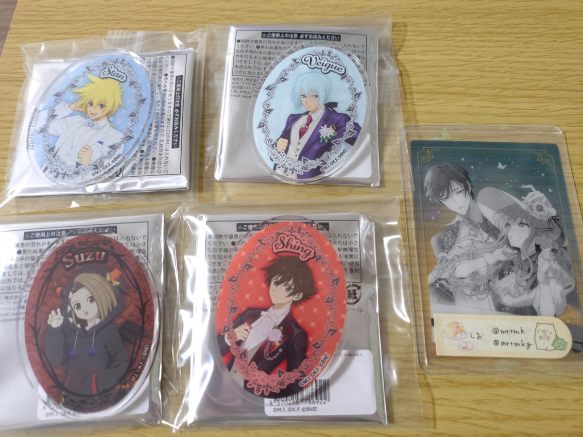mttmk's tweet photo. 【交換 譲渡】テイルズ テイフェス
アクリルプレートバッジ01
譲）スタン、ヴェイグ、すず、シング
求）ルドガー、アルフェン、各700円＋送料
テイフェス日曜日に会場で手渡し可能です https://t.co/LapNvFyo0j