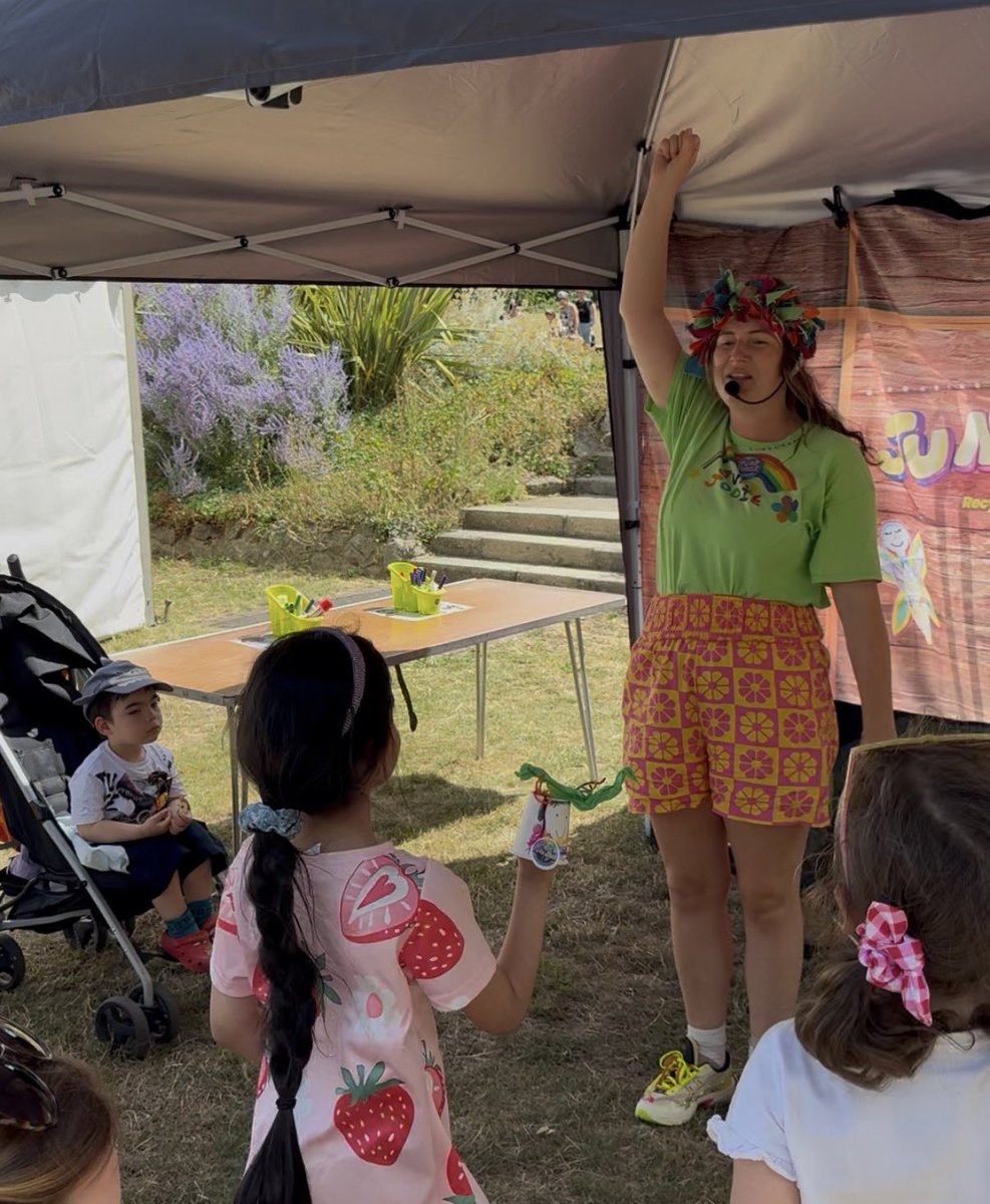 VikramSinai's tweet photo. It was 🎉 fantastic family fun at the Fort 🏰 for the Gravesham Riverside Festival today

Our favourites were the ‘Junk Jodie storytelling’ and the ‘🎨 Imagination Station’ - a magical land full of fairies 🧚, goblins, wizards, giants and talking toadstools! 🍄 https://t.co/dPdhVr33GJ
