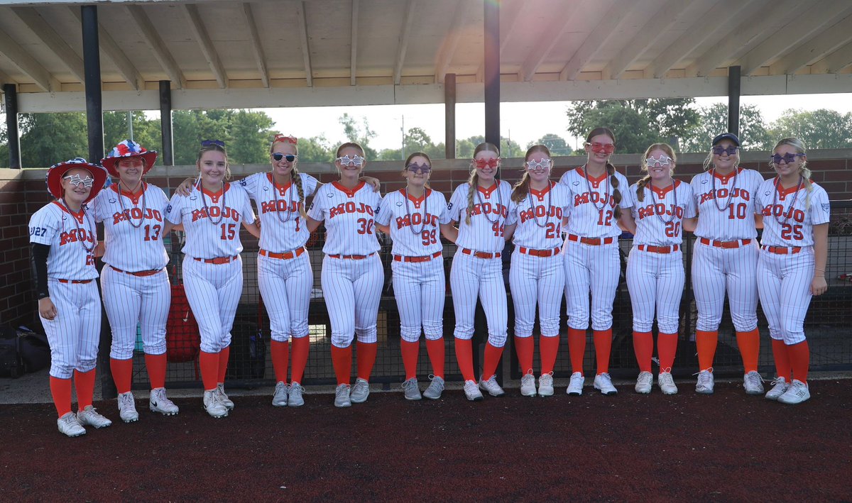 TNMojo2728's tweet photo. Happy Independence Day 🇺🇸 Thankful to live freely and play the greatest game on earth.  @TnMojoFastpitch @PHAthletics00 @d1fastpitch1 #firecracker https://t.co/pMVzrEDUdK
