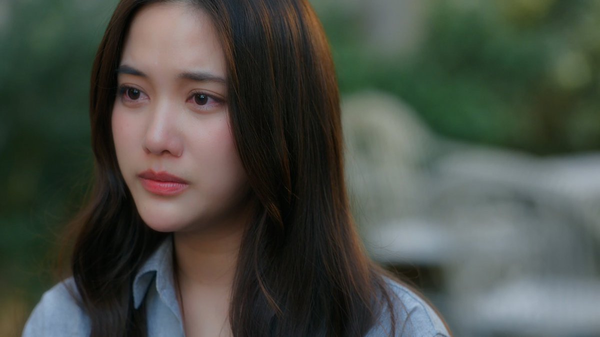 Non1996414's tweet photo. @srchafreen ไม่อยากให้จบเลยค่ะไม่ว่าจะเป็นบทบาทไหนห���ือเรื่องอะไรคุณฟรีนก็ถ่ายทอดอารมณ์ออกมาได้ดีและน่าสงสารมากจริงๆค่ะสุดยอดมากเลยค่ะคนเก่งความรักที่ต่างสถานะและโดนกีดกันชีวิตจริงก็เจ็บแบบนี้แหละค่ะเข้าใจดีชิ้นนี้เจ็บปวดหัวใจเหลือเกินค่ะต้องจากกันทั้งที่ยังรักเอาน้ำตาเยียวยาหัวใจ💔😭 https://t.co/TgAzQsRHML