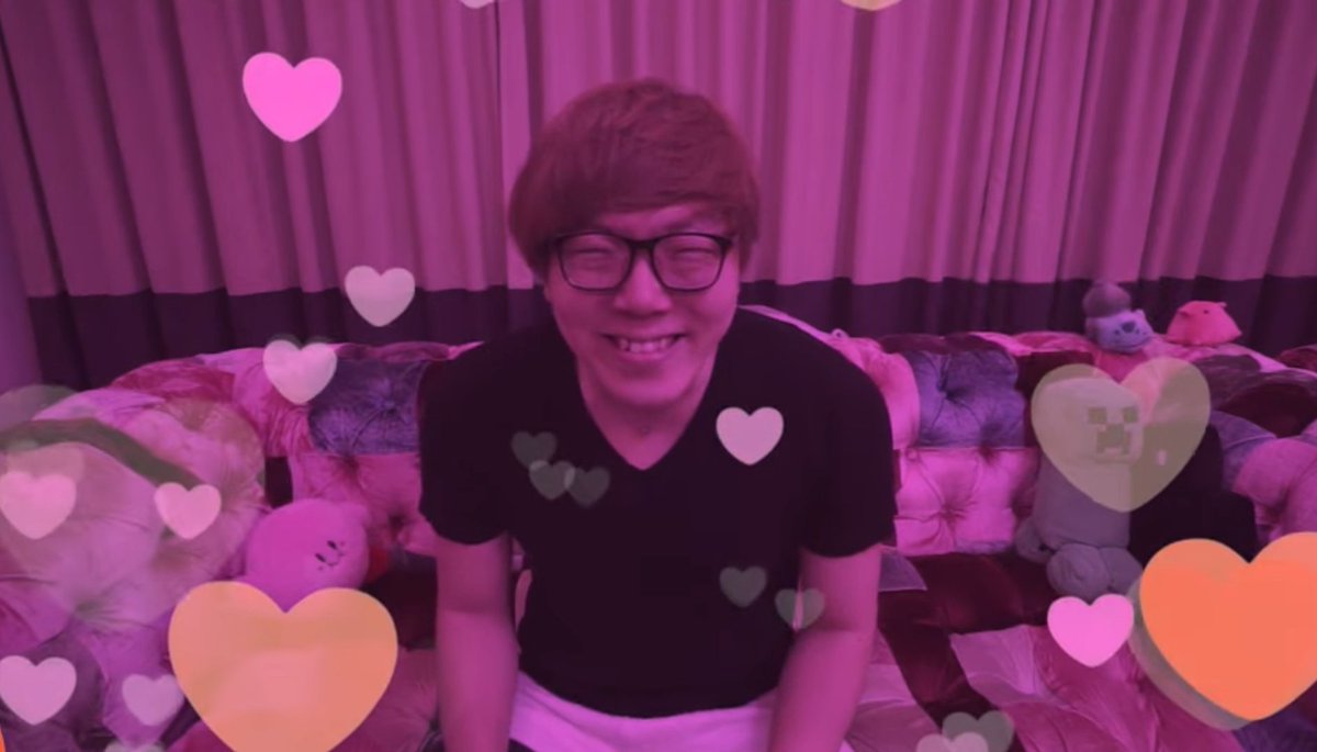 mayonnaiseworld's tweet photo. インスタで女子からいいねが来る度にこれ https://t.co/iyGjphs92w