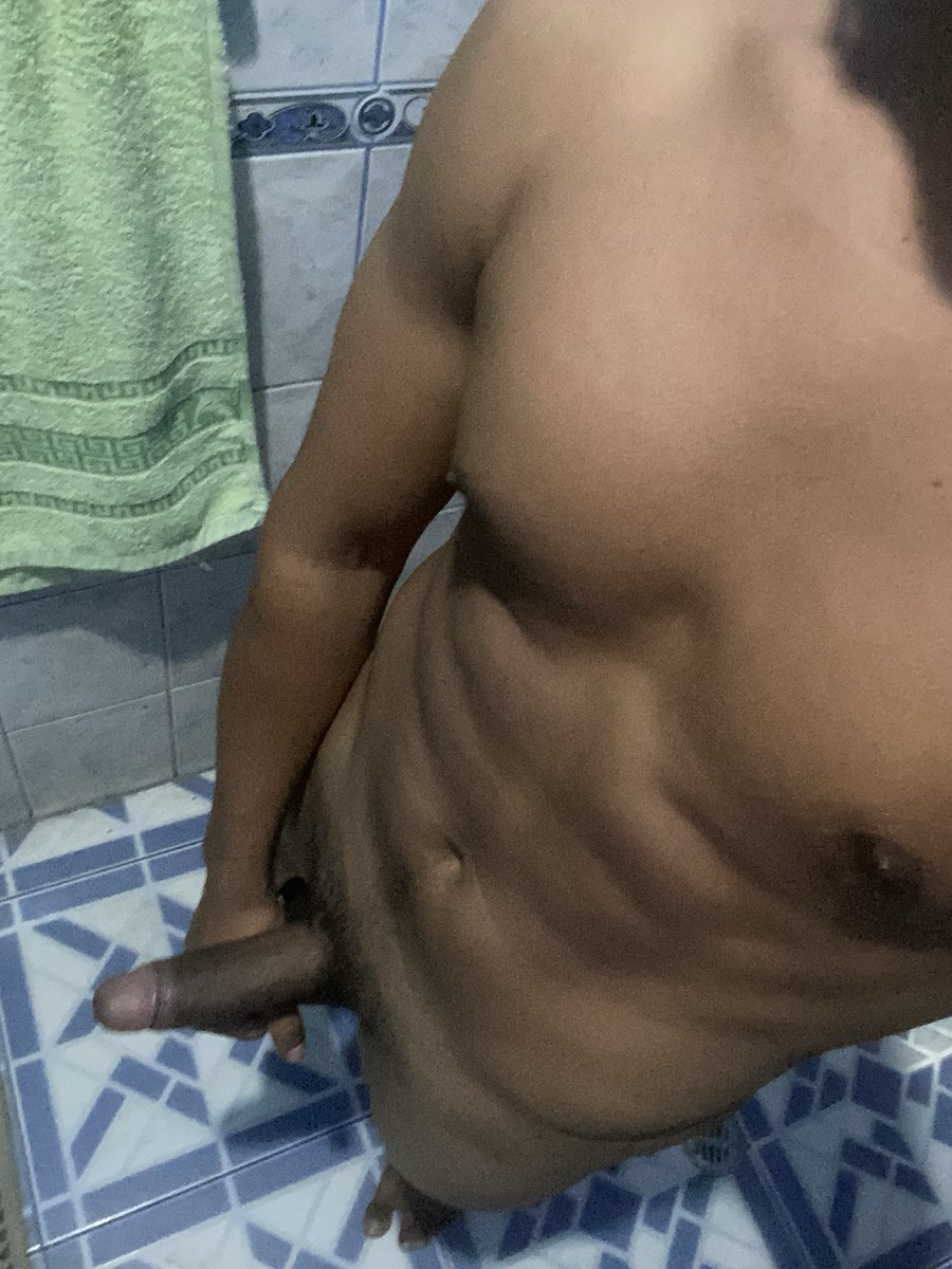 hot_manaba's tweet photo. Soy single con gusto por las Hotwifes sumisas, Buscando experiencias, historias por contar…🔥😈

#single #manta #manabi #cuckold https://t.co/yK4BpuFyI5