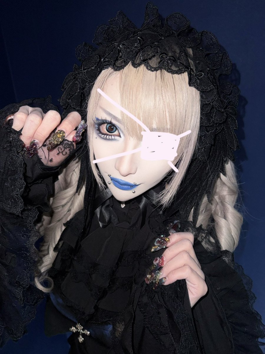 xx_tautol0gy_xx's tweet photo. 青♡ https://t.co/0xiDJ7ew0i