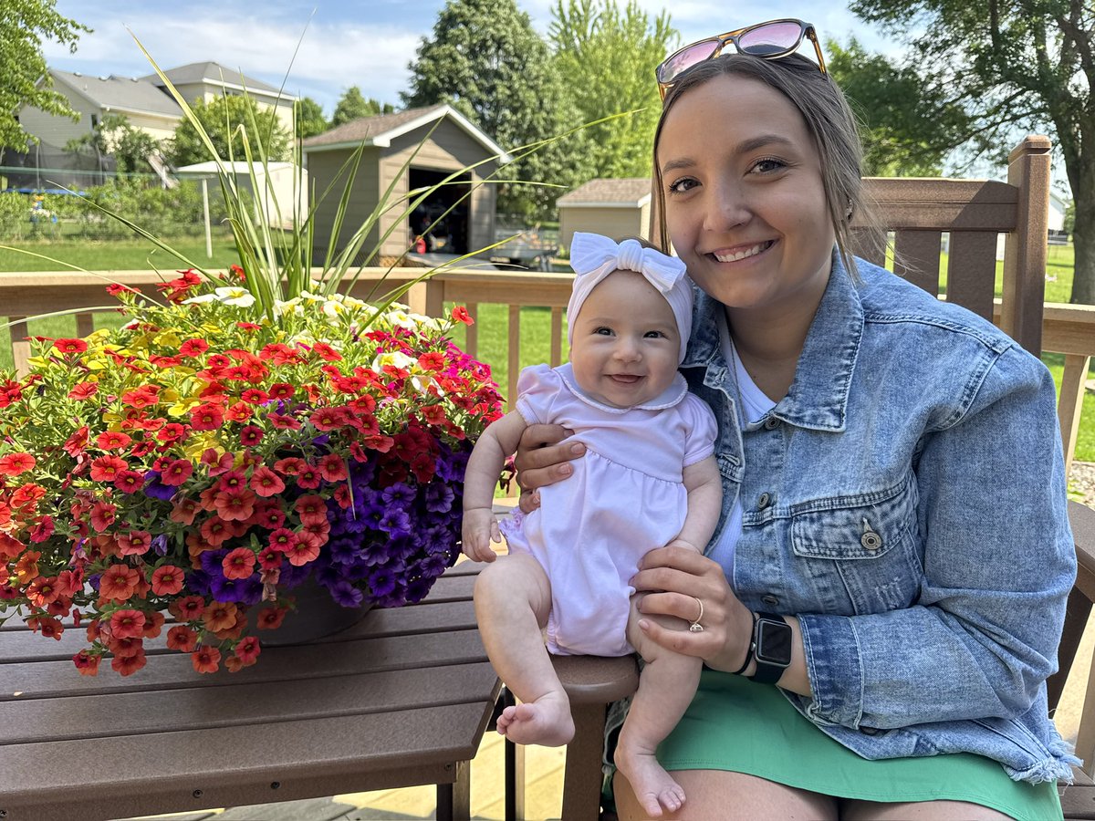 TrevorOlson62's tweet photo. Happy Birthday @emilytutland , you are the absolute best mama to Layken! Thank you for all that you do for us! https://t.co/WdgXXh6vPb