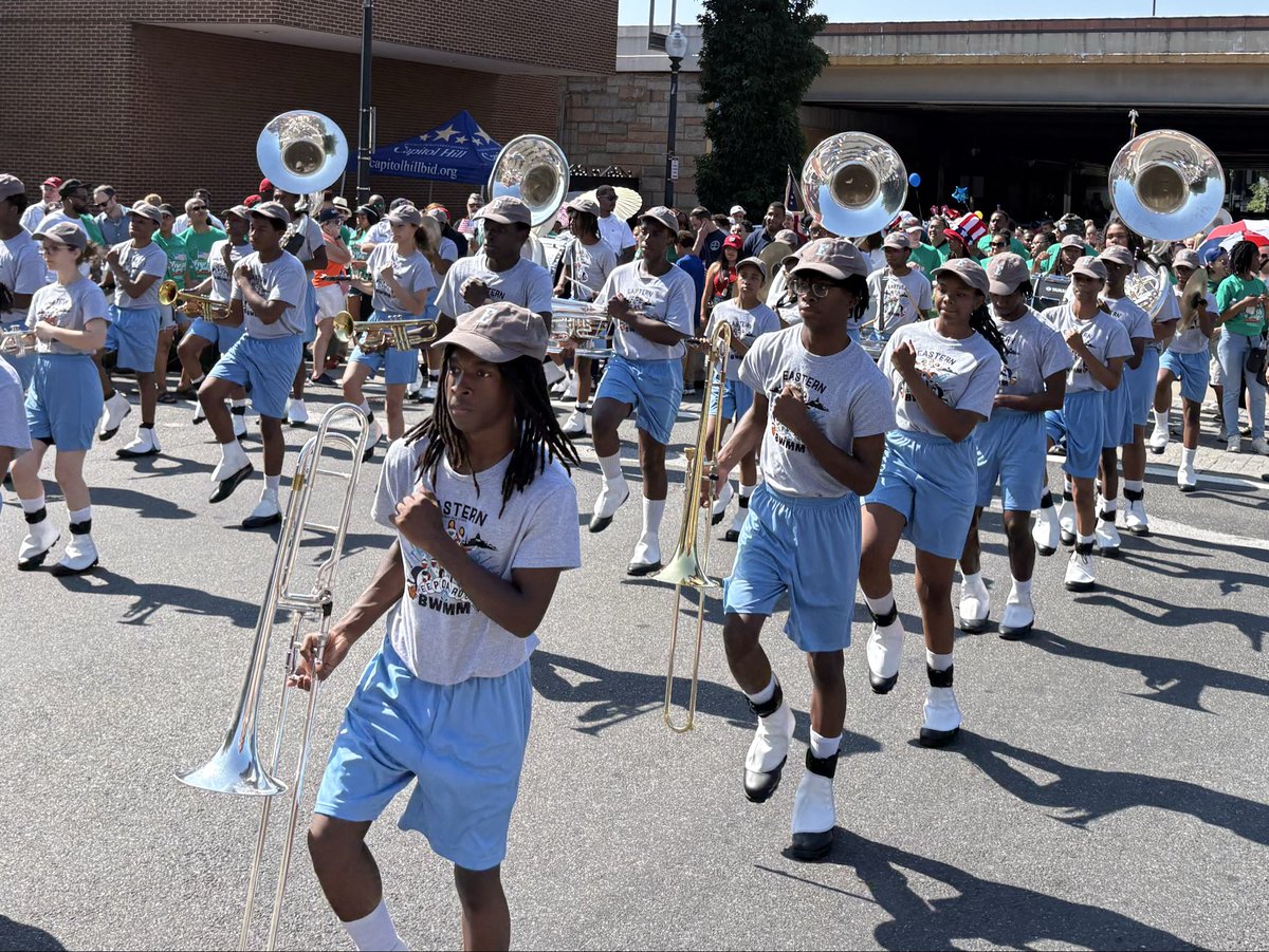 charlesallen's tweet photo. What an amazing 4th of July parade in Capitol Hill! So glad to have @Janeese4DC @RobertWhite_DC &amp; @ChmnMendelson join me! Barracks Row was packed, @EasternHS Marching Band set the tone, &amp; the jam session with Too Much Talent and a marching band from Nebraska was epic. https://t.co/yKT0EfEwpH