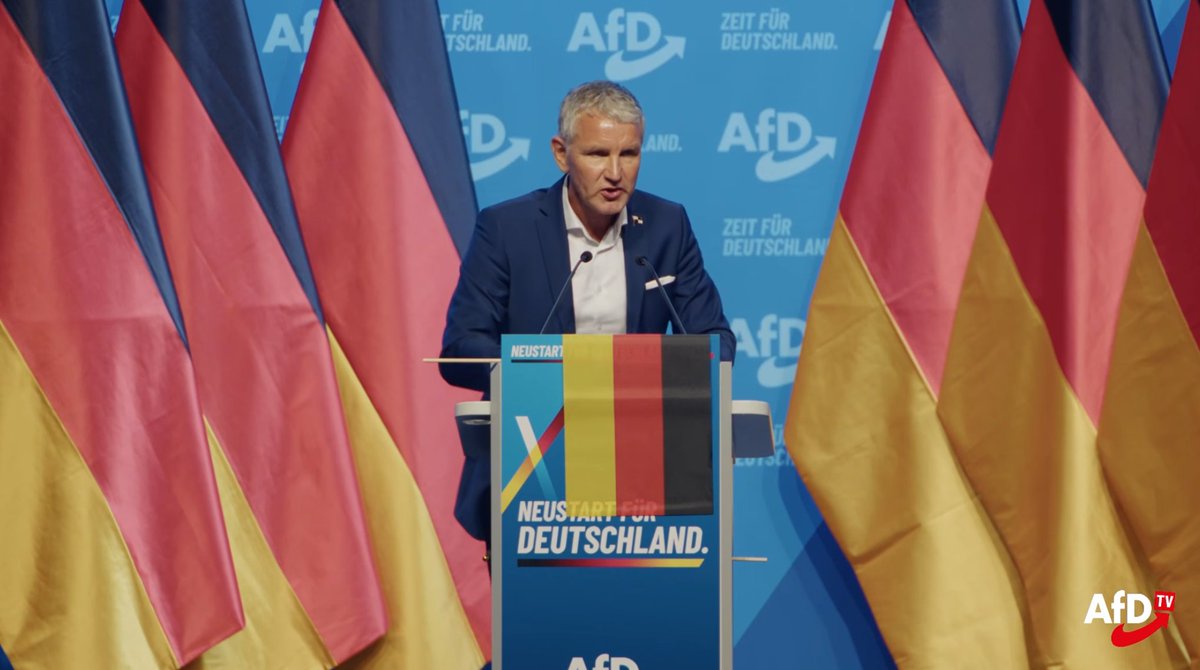 _DeepStahl_'s tweet photo. Die Optics auf dem Parteitag sind so geil https://t.co/AScynBL3KO