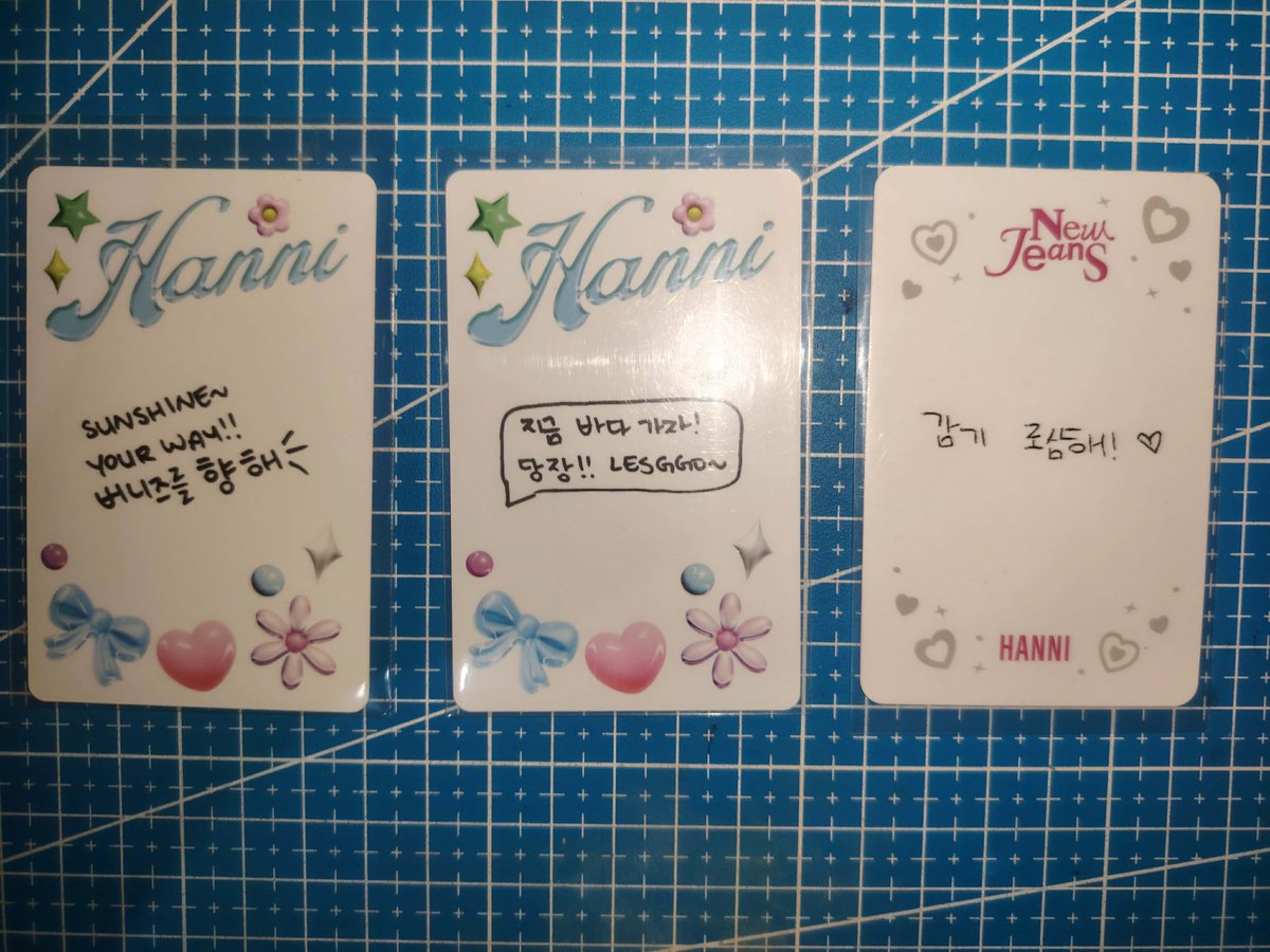 bbushuz's tweet photo. good pm moots &amp; non-moots! 🐛 asking for a friend, are these photocards of hanni are authentic? https://t.co/okzgHeIsnN