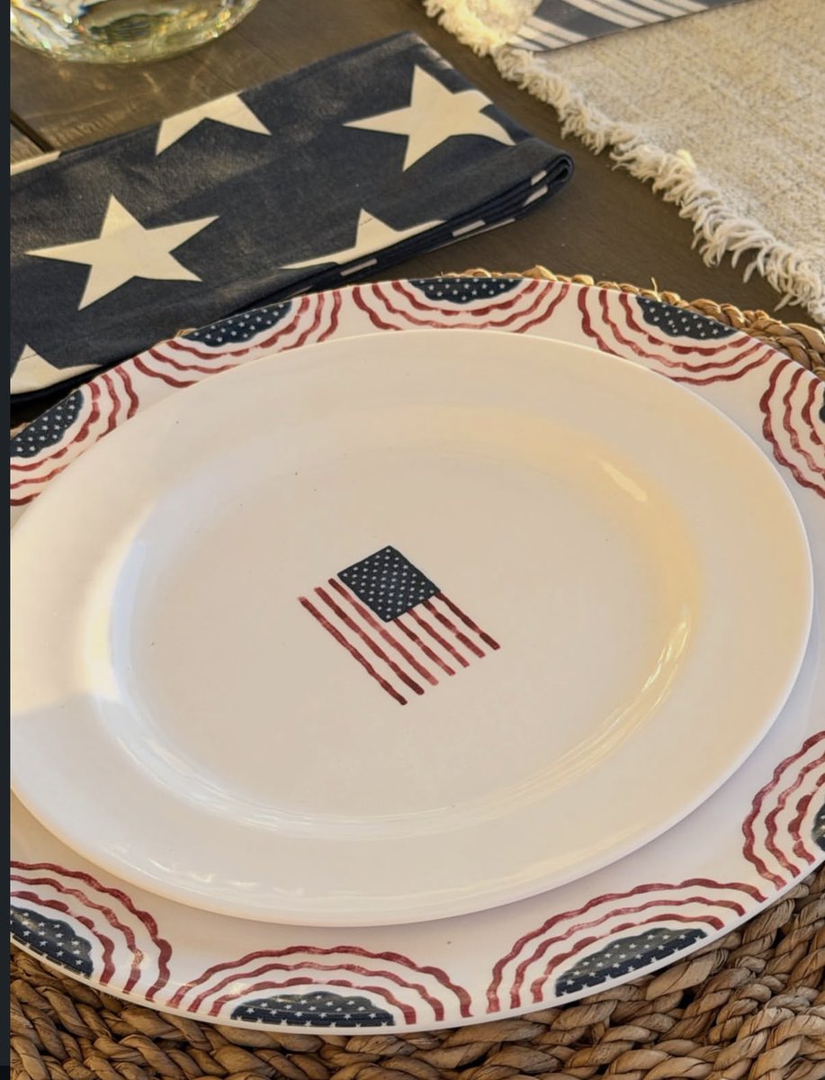 EvaLovesDesign's tweet photo. Stars and Stripes https://t.co/AjzQXG5oc1