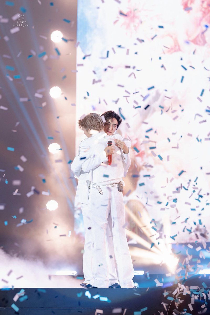 moszz_nk's tweet photo. 🫂🙆🏻‍♂️🤍🪽✨ เจมโฟ้ดเก่งมากๆเลยน้าา ~ 

GEMINIFOURTH TTH FINALE

#TicketToHeavenFinalEP
#GeminiFourth #เจมีไนน์โฟร์ท
#Gemini_NT #Fourthnattawat https://t.co/ZiIaoiSZh8