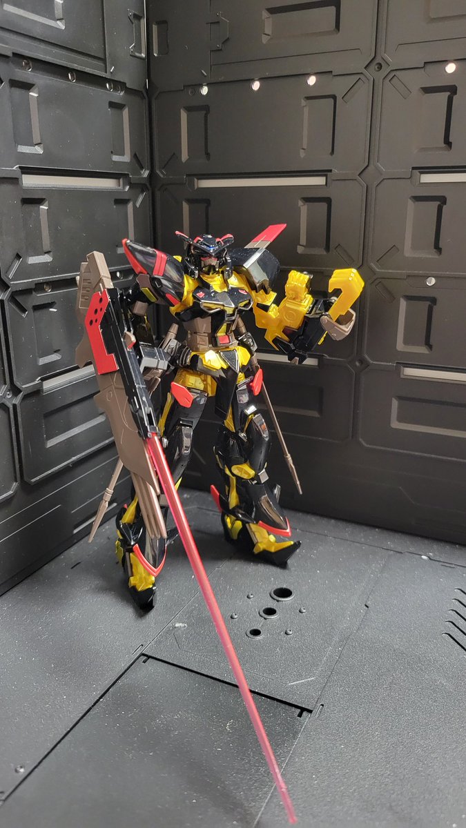 Chiroly4696's tweet photo. アストレイゴールドフレーム天ミナ
バックパックは明日かな？
#こんぱち組み
#アストレイゴールドフレーム天ミナ https://t.co/1MufHjPJSu