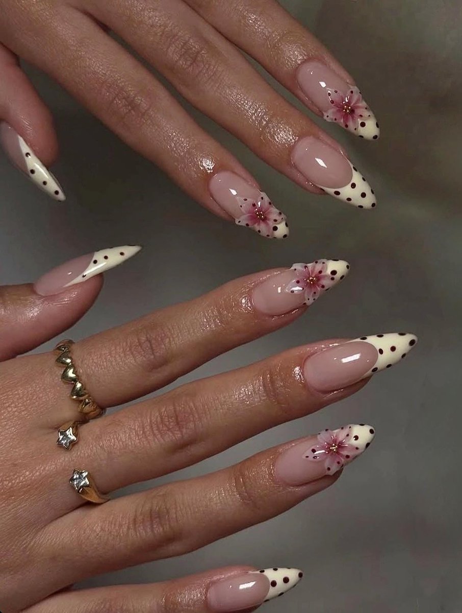 thvminie_'s tweet photo. Yo tmbn quería hacer esto, me ha dado fomo JAJAJAJA

how does pinterest see you?
☆ kpop idol
☆ tattoo
☆ nails
☆outfit

Soy totalmente 🙂‍↕️🙂‍↕️ https://t.co/wVOS1QciyN
