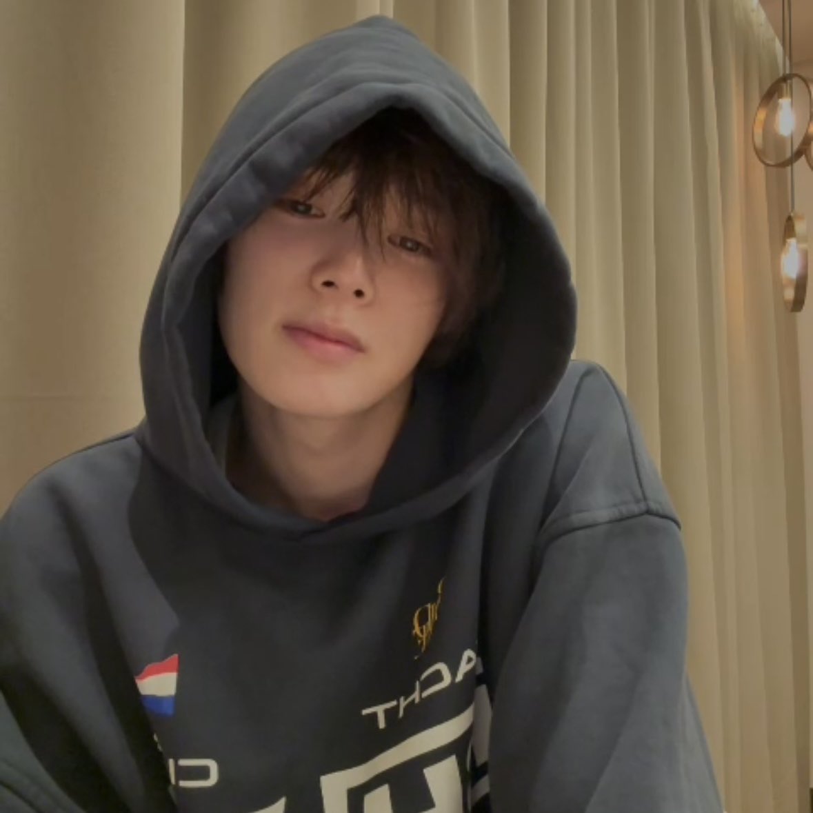 euijookith's tweet photo. my god he’s so fine https://t.co/As3noN1xDB