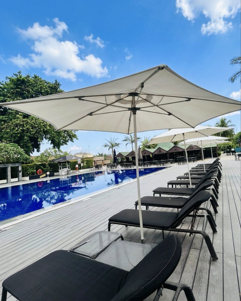 abjcontinental's tweet photo. In the middle of a busy schedule, taking time to recharge is essential. At Abuja Continental, our pool offers a serene escape where guests can relax, unwind, and enjoy a refreshing break from the everyday. https://t.co/2YcX7jkIFE