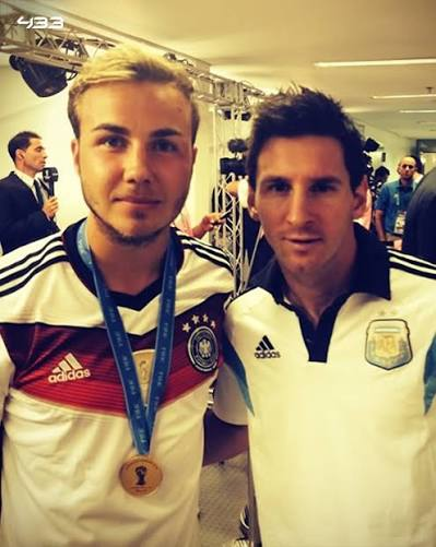 RAHEEMBVB's tweet photo. @ogofvre @HaterReport Here's Messi after losing the World Cup final in 2014. https://t.co/mr2pOzUBnb