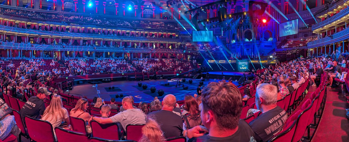 ColinJudkins's tweet photo. At @RoyalAlbertHall for @GiantsLiveWSM Strongman Classic! https://t.co/T51rj0v9ct