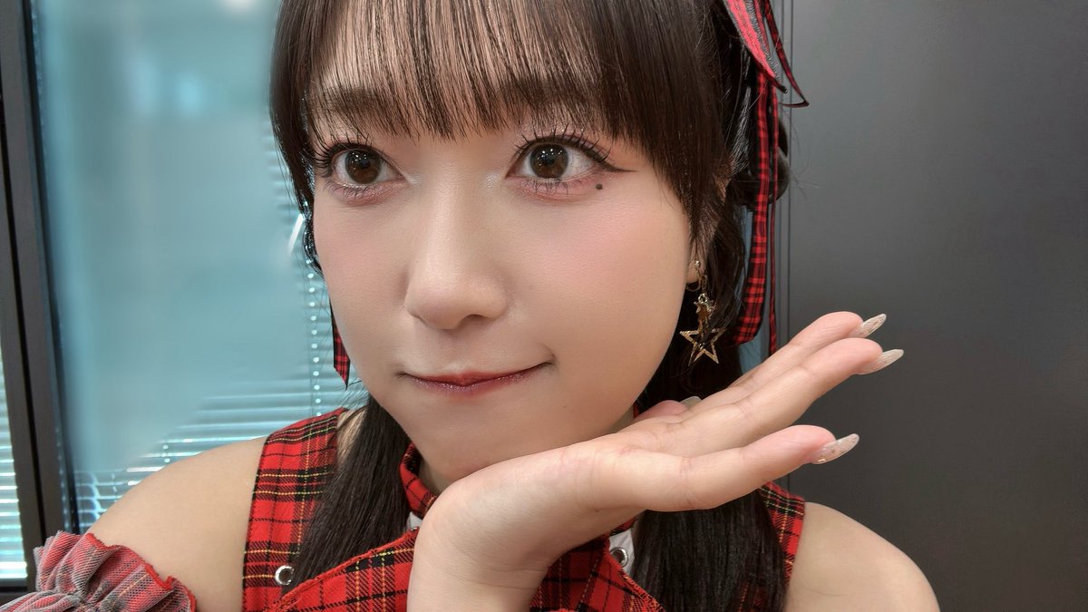 iRis_k_miyu's tweet photo. リリイベありがとうございました！
いっぱい褒めてもらって幸せな日だった！今日も甘やかされた！ハッピー！ラッキー！！またいっぱいお喋りしようね〜😉 https://t.co/NGM79YbwBA