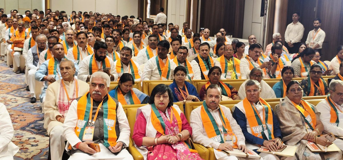 JPSRathoreBJP's tweet photo. आज लखनऊ में मा.राष्ट्रीय अध्यक्ष भाजपा श्री नितिन नबीन जी एवं मा.राष्ट्रीय महामंत्री संगठन श्री बी एल संतोष जी की गरिमामयी उपस्थिति में प्रदेश के सांसद विधायक दल की बैठक में प्रतिभाग कर अमूल्य मार्गदर्शन प्राप्त किया।
बैठक में मा.मुख्यमंत्री श्री योगी आदित्यनाथ जी, मा.प्रदेश अध्यक्ष श्री पंकज चौधरी जी, मा.उपमुख्यमंत्री श्री केशव प्रसाद मौर्य जी, श्री ब्रजेश पाठक जी, मा.प्रदेश महामंत्री संगठन श्री धर्मपाल सिंह जी, मा.मंत्रीगण, मा.सांसदगण, मा.जनप्रतिनिधिगण, पार्टी पदाधिकारीगण व कार्यकर्तागण रहे।
@NitinNabin @mppchaudhary @myogiadityanath @brajeshpathakup @kpmaurya1 @BJP4India @BJP4UP
#NitinNabinInUP
#MYogiAdityanath #BJP4IND #BJP4UP #BJP4ViksitBharat