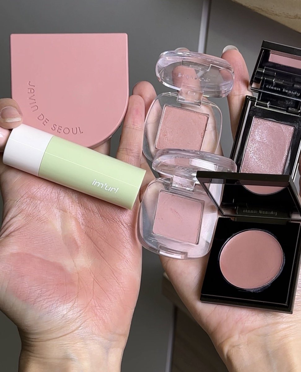 evenmakeup's tweet photo. เอานัวไหนเลือกเลย ละมุนแน่นอน ปรุงจืด neutral สะใจ มีทั้งครีมทั้งฝุ่น ถูกสุดคืออายแชโดว์ที่เอามาปัดแก้มได้ ซื้อพวกวัน 7.7 น่าจะได้ไม่ถึง 150 https://t.co/lT4rK4UhxQ