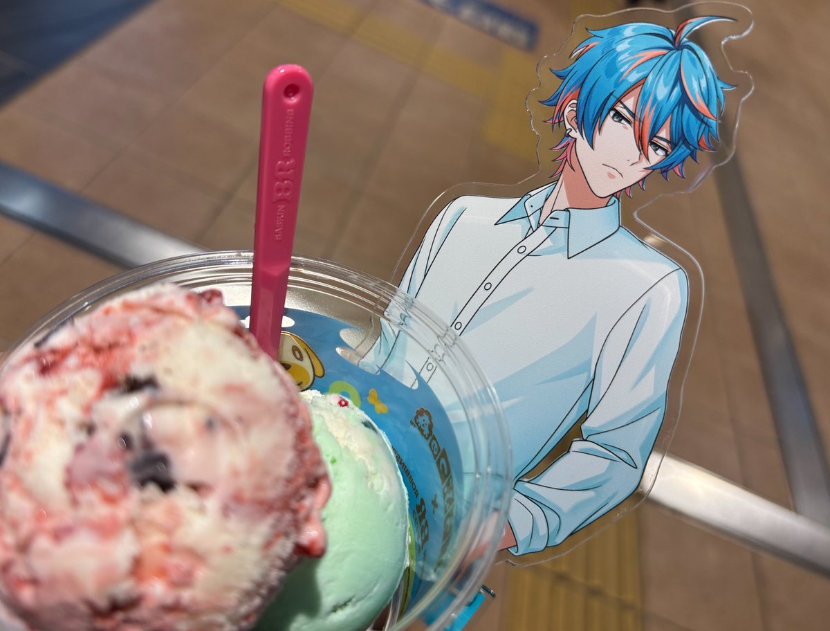 mi_v__v's tweet photo. 兄貴かわいいね🫶🫶
アイス美味しそうだね🫶🫶 https://t.co/hrethLcCg0