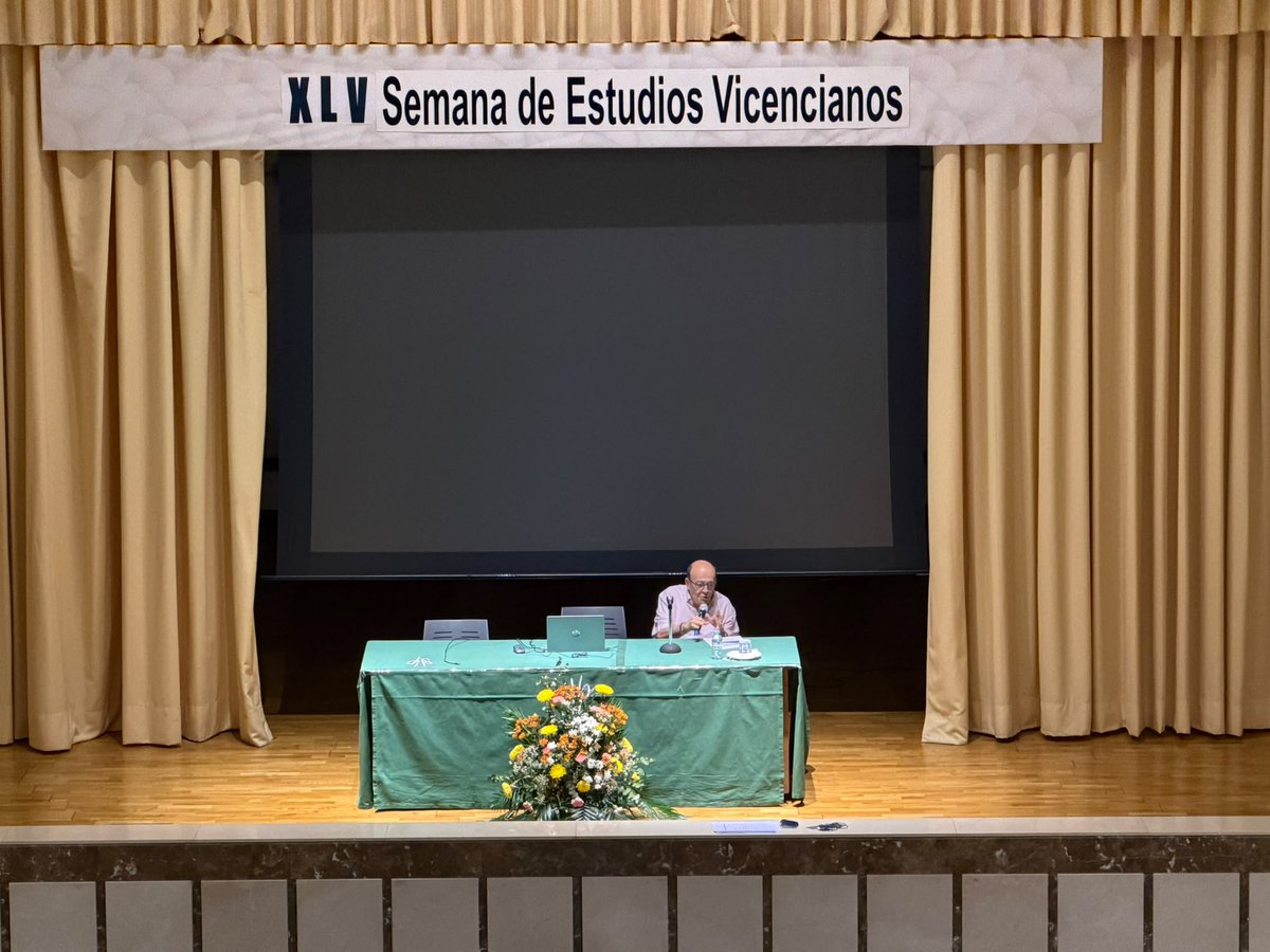 misionerospaul's tweet photo. En el espacio Con-texto, el P. Celestino Fernández, CM, nos ha guiado en la lectura y reflexión de textos de Miguel Pérez Flores, CM, Robert P. Maloney, CM y del Documento de Identidad de @AicEspana, profundizando en la espiritualidad, la vocación y el testimonio del laicado vicenciano. 

Después, ha habido una puesta en común sobre las distintas visiones en torno a estos escritos.

#XLVSemanaVicenciana #FamiliaVicenciana #SemanadeEstudiosVicencianos
