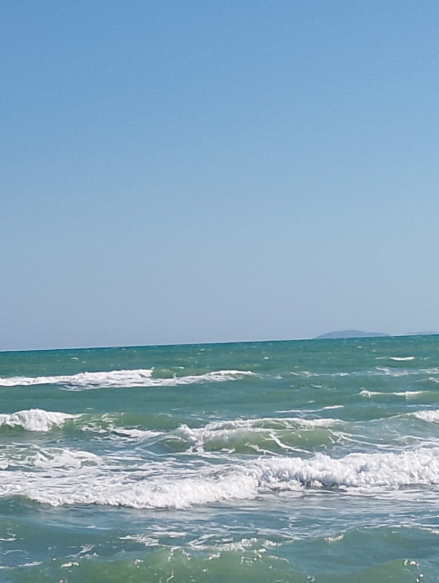 AngelillisMaria's tweet photo. oggi il mare è così 😀 https://t.co/kK1nPh7Pc9