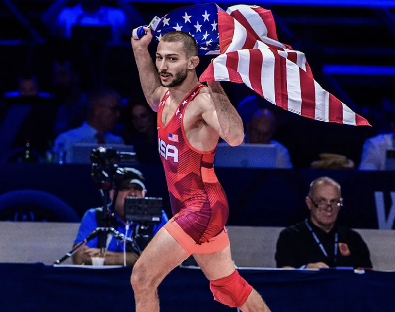 BigRedWrestling's tweet photo. 🇺🇸250🇺🇸
Happy July 4th!!
#usa #familynotfactory
#yellcornell #gobigred https://t.co/YDxdTkId7t