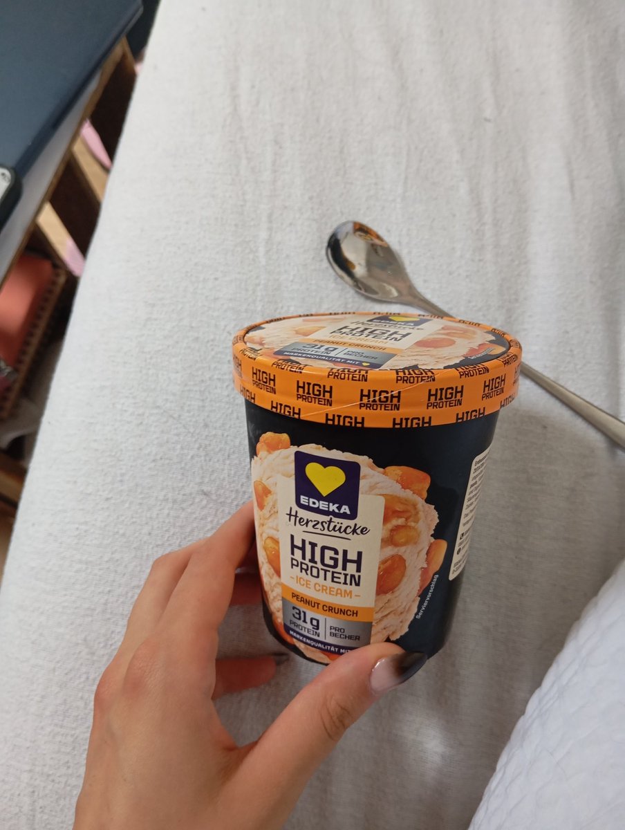 CosmoPastrx's tweet photo. 4th of July 2026 725 out of 750 cals (I also had tea w sf sweeteners) https://t.co/2ql3LIcl1l