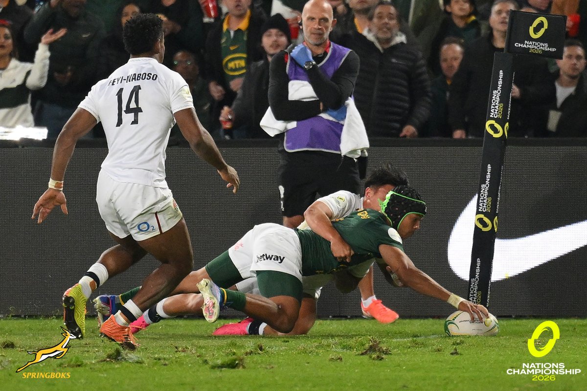 Springboks's tweet photo. Another great finish by KLA - Boks lead 17-0 🦅
Live updates in our match centre: https://t.co/ZMZ76dAF7W 🏉
#Springboks #ForeverGreenForeverGold https://t.co/WJrwLvdC1c