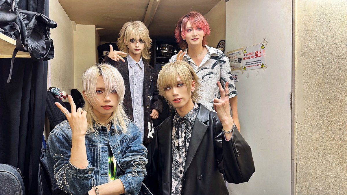 Vo_SACHI's tweet photo. 2026.07.04
kissmet.
池袋BlackHole

Vo.Sachi
Gt.颯
Ba.恋次
Dr.Soh(support)

kissmet.は
本公演をもって
全ての活動を終了致しました。

これまで応援してくださった全ての皆様へ
心より感謝申し上げます。 https://t.co/TzkQk8Q6rM