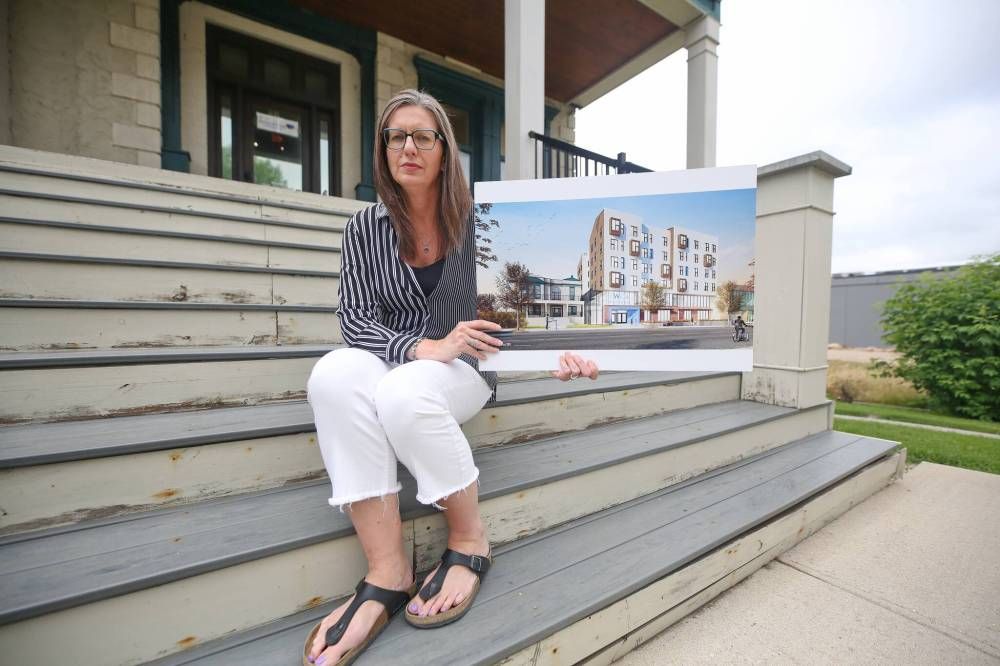 thebrandonsun's tweet photo. YWCA Westman is in the early stages of developing a trauma-informed space where survivors of sexual assault or intimate partner violence can choose to be examined and access care in a community setting rather than at a hospital. https://t.co/kd7hHpbNpK #bdnmb https://t.co/9X3LWfvvJa
