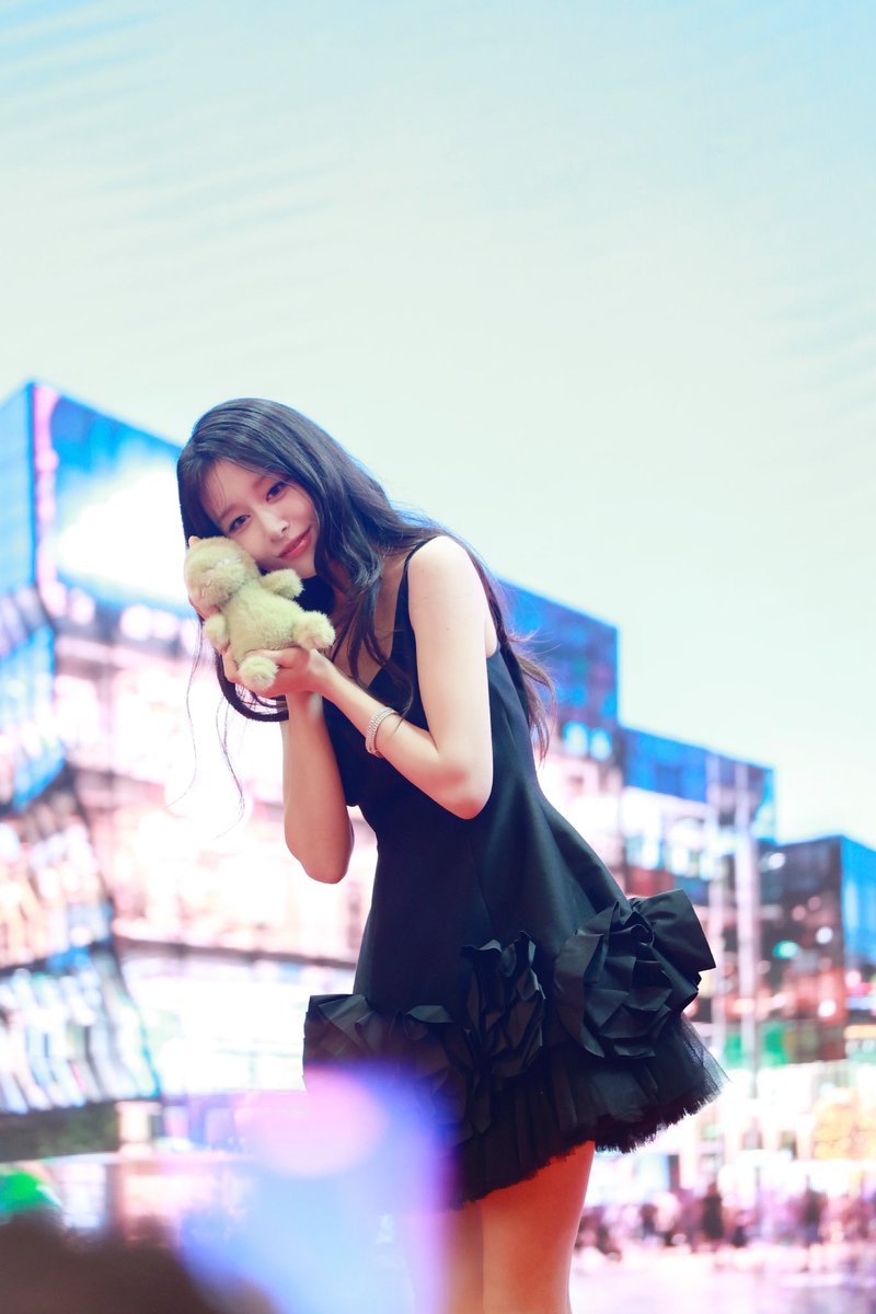 DiNos67's tweet photo. 260704  Beijing fanmeeting #티아라 #지연 #티아라지연 #jiyeon#T-ara https://t.co/y3XKD21lrO