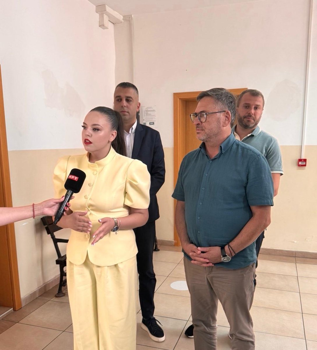 Dimovska_D's tweet photo. Со посетата на локалната канцеларија на Агенцијата за вработување во Битола ги заокруживме информативните денови за промоција на мерката од Оперативниот план за вработување 2026. https://t.co/Mcb3qftFRI