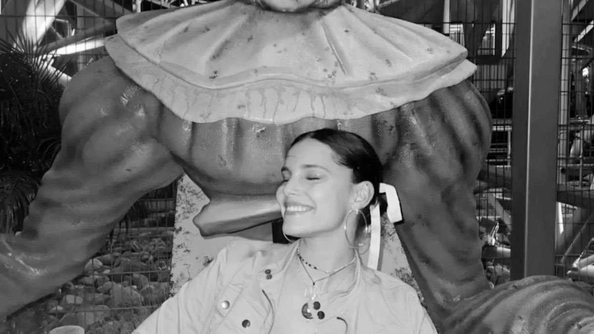 archgraphies's tweet photo. smiling sleeping head. ꕤ˚⋆♡｡˚❀ https://t.co/s54bljF6El