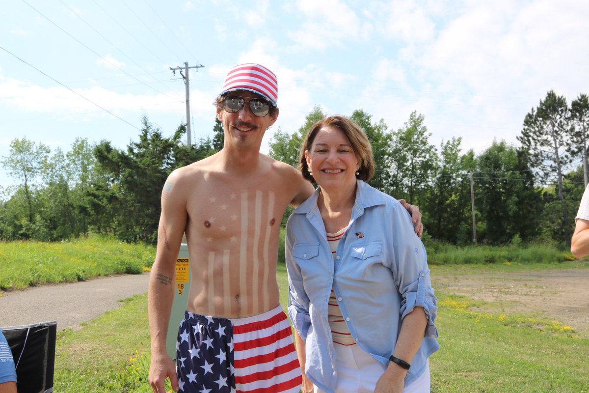Amy Klobuchar tweet media