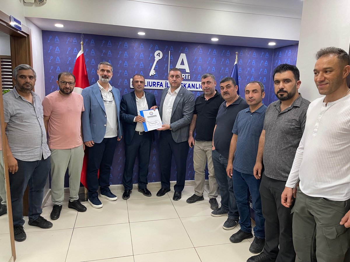 EstSerkan16's tweet photo. Emadder ekibi her gün emeklilikte Adalet adına faliyet içindenler yurdumuzun 4 bir yanında çalışmalarını sürdüren mağdura güven veren başta başkanımiz 
@mihribanugurluu olmak üzere cesur ekip @EmadDernegi derneğine  İl Temsilcilerine sonsuz teşekkürler 

#KademeTorbaYasaya https://t.co/DdQlP4F9sc