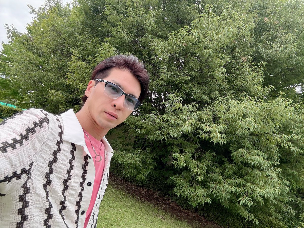 yoshi_urano's tweet photo. 日本橋公会堂の本番に向けて、黒髪。

黒革の手帖の時以来です💨
やっぱりちょっと落ち着きません。笑 https://t.co/FKmHiJQMET