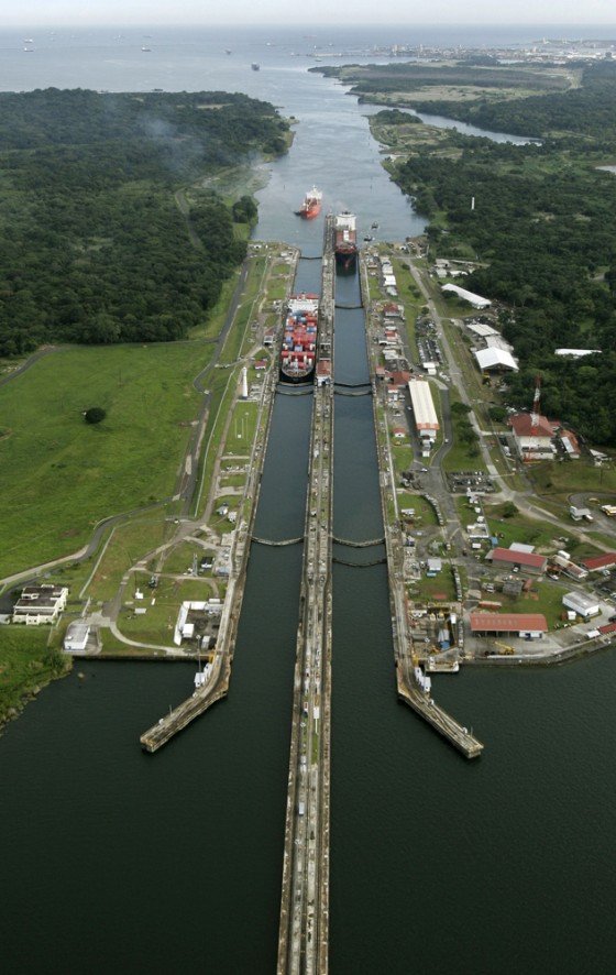 kizu91's tweet photo. Panama Canal... https://t.co/EAMYCe1rGS
