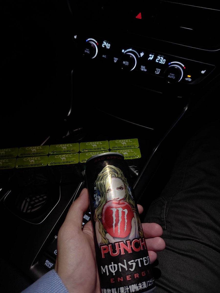 sum_sikka's tweet photo. 配信コメでゆきさんが煽ってくるから、、、来るからぁぁぁああ！
エナドリ買っちゃった♡ https://t.co/pIxx0zBRbq