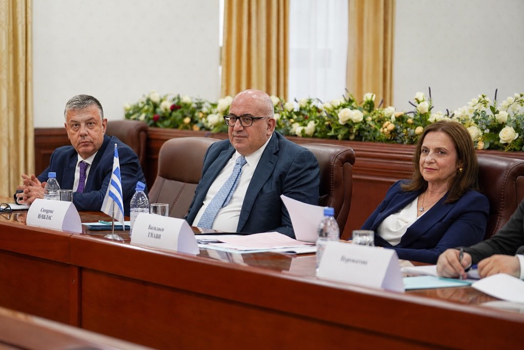 kazembassygr's tweet photo. 🔶Делегация Министерства юстиции Греции во главе с Постоянным секретарем Василики Гиави посетила Казахстан с 29 июня по 1 июля. Основной темой встреч стало развитие двустороннего сотрудничества в правовой сфере. https://t.co/kElO4Dby4Q
