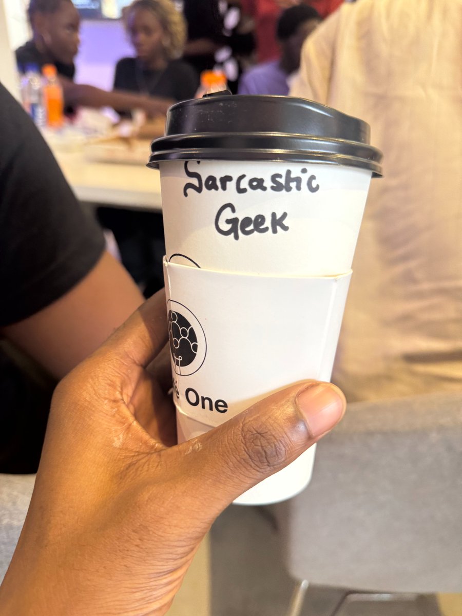 Sarcastic Geek tweet media