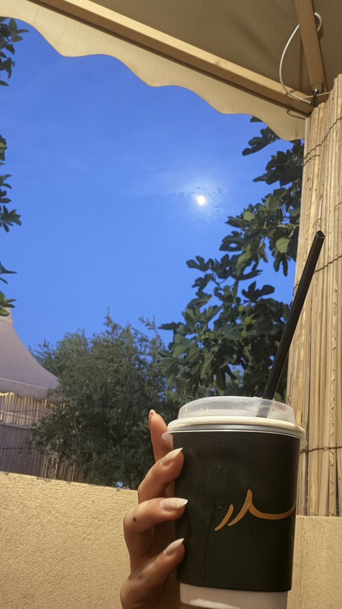 lalkro_'s tweet photo. 🦌🖤☕️ https://t.co/xHK0Ls7zGR
