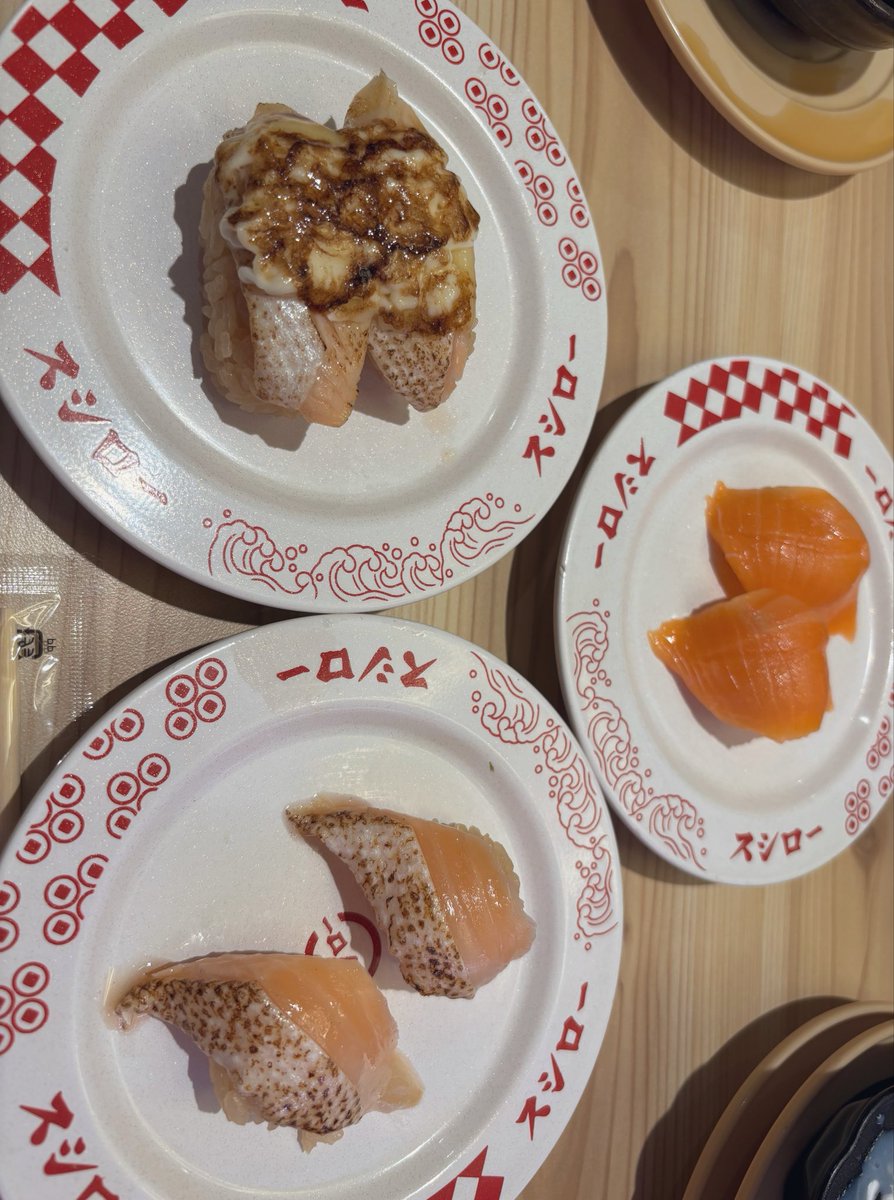 shake_1120's tweet photo. もう終わってしまったアフター🍣
明日からまた労働頑張ります🥲！ https://t.co/ROFyGnPpHU