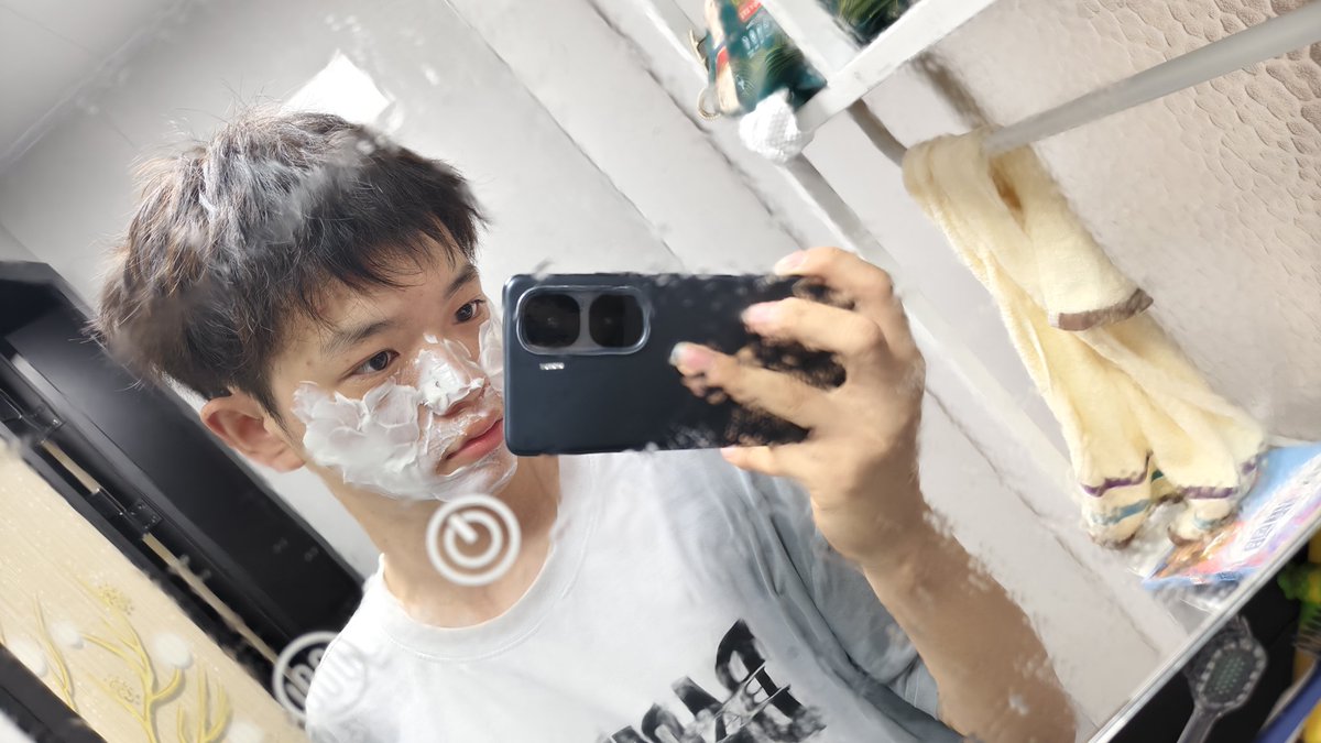 sxp1565314's tweet photo. 放假了好无聊啊 https://t.co/lACXPFXO3e