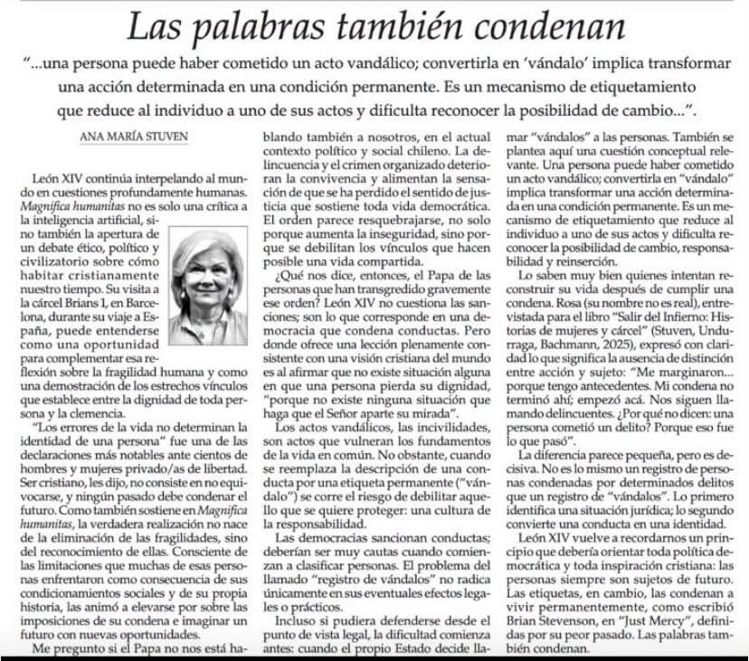 cleporati's tweet photo. Las palabras crean realidad y ... también estigmatizan. 
Ana María Stuven reflexiona q partir de las humanidades la ley de "vándalos", y aquella palabra que etiqueta a una persona: ser un "vándalo". 
Un aporte crítico a un gobierno simplón en su pensamiento y militante del aplauso fácil.