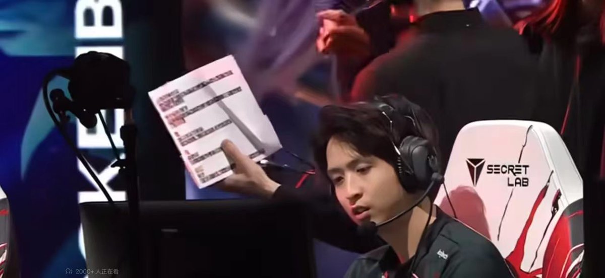 Leo_Demon1's tweet photo. #MSI2026
FK the MSI director!!!  The MSI director is acting like a clown who's been caught red-handed but is too wishy-washy to own up to their mistake. It really fits my stereotype of South Koreans having poor sportsmanship. https://t.co/qmuqp58NYd