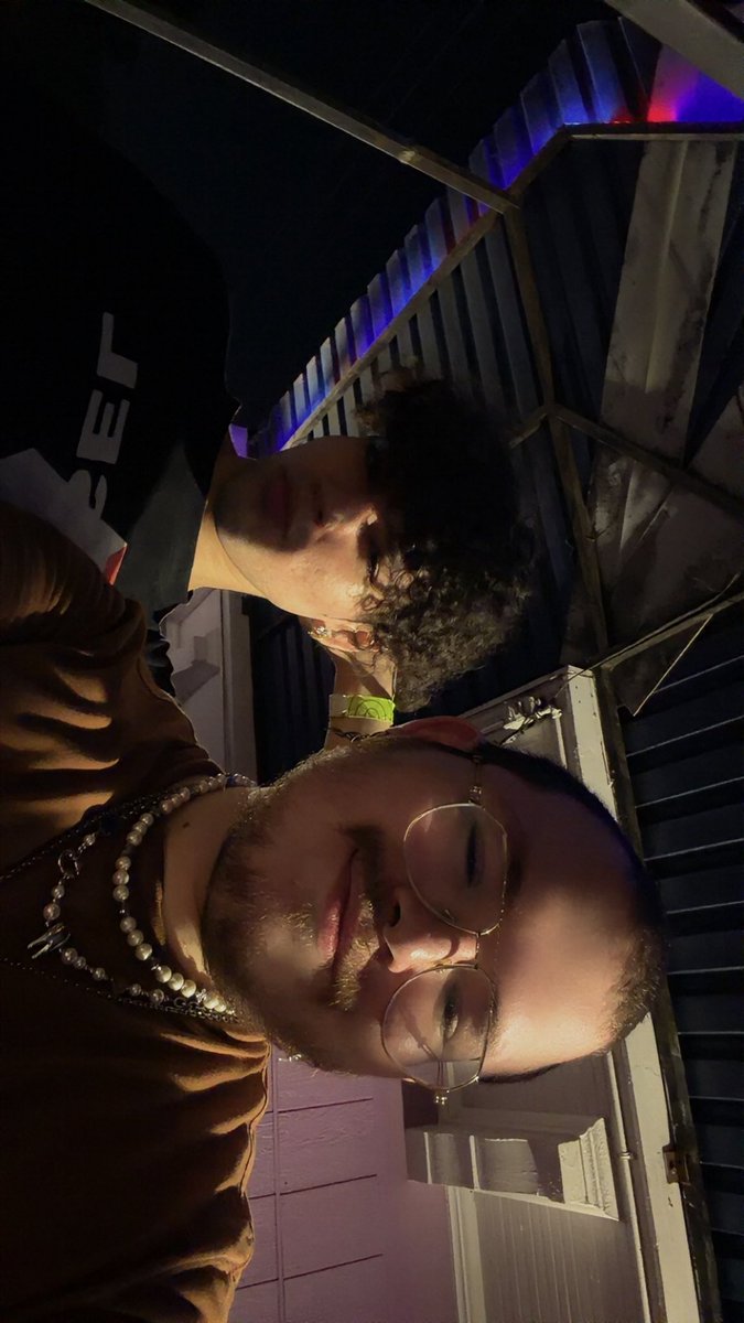 Rose_Mod3's tweet photo. got that cross faded glow https://t.co/GYrRZ6nHu0