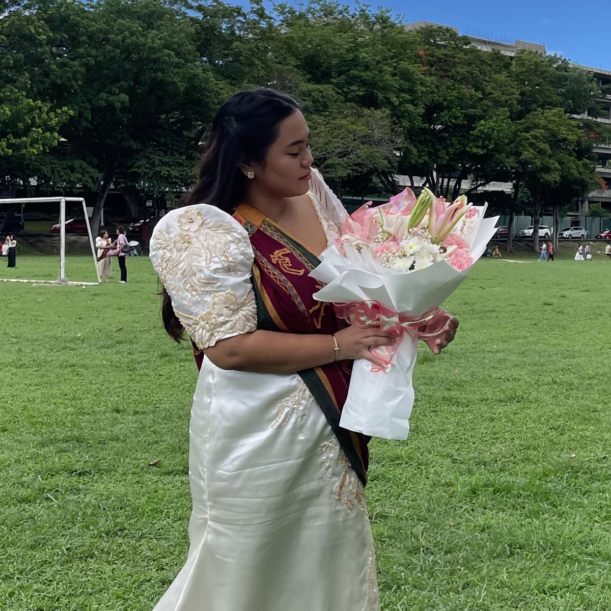 khvb_'s tweet photo. life update: #Sablay2026🌻 https://t.co/ikB9MjbTXv